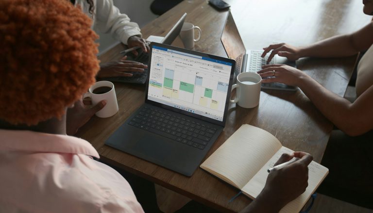 Microsoft Compatibility Telemetry : c’est quoi, à quoi ça sert et faut-il le désactiver ?