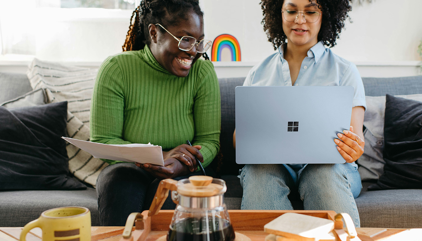 découvrez les principales différences entre windows 10 et 11, et ce qui change vraiment pour les utilisateurs dans les nouvelles fonctionnalités et l'interface.