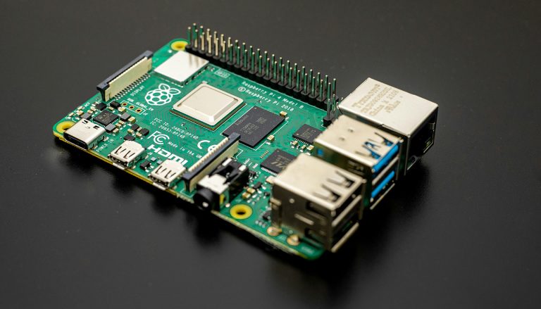 découvrez la consommation électrique du raspberry pi 5 au repos et en charge, avec un comparatif détaillé face au raspberry pi 4 pour mieux gérer votre énergie.