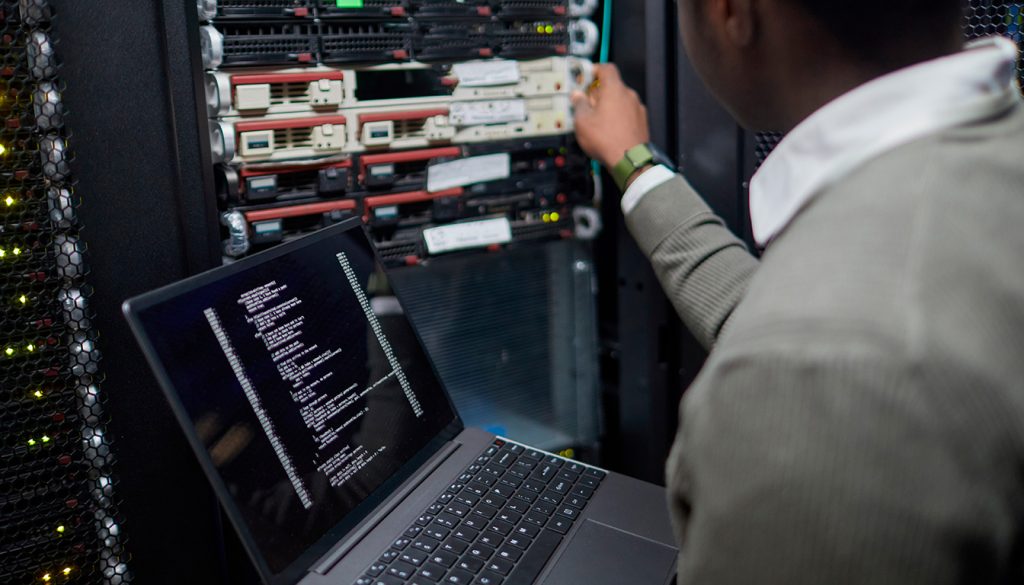 Découvrez pourquoi l'audit cybersécurité devient une exigence incontournable pour les PME et comment cela renforce la confiance de vos clients.
