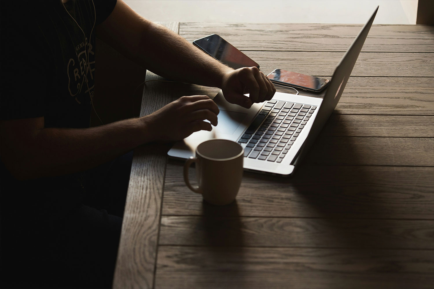 découvrez les services smart communications, son application mobile et les solutions d’assistance client pour gérer vos besoins en toute simplicité.